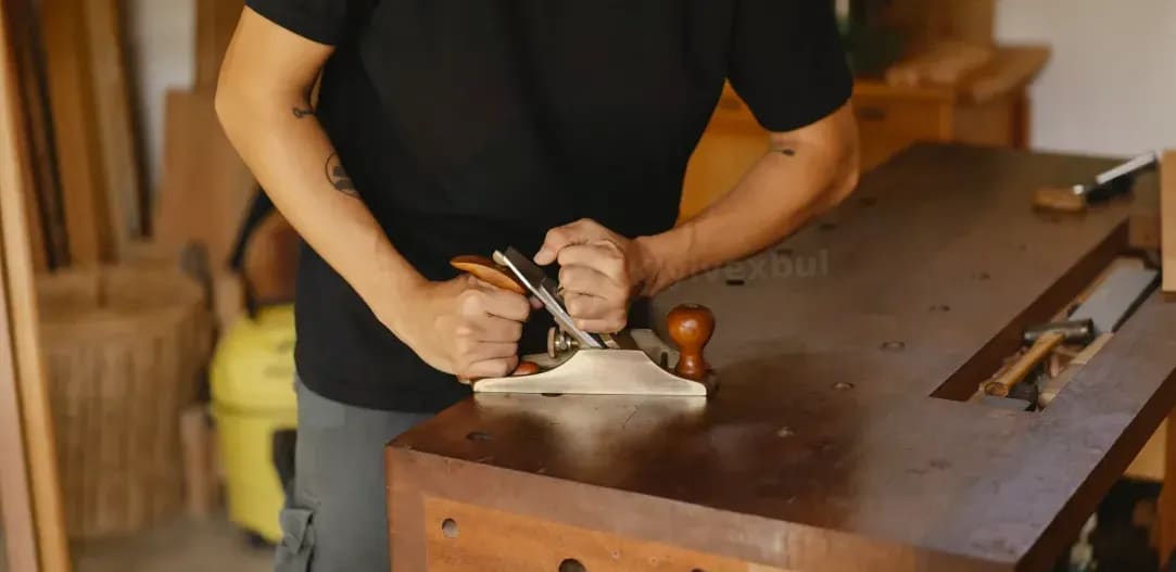 Tendencias en muebles de madera para espacios modernos